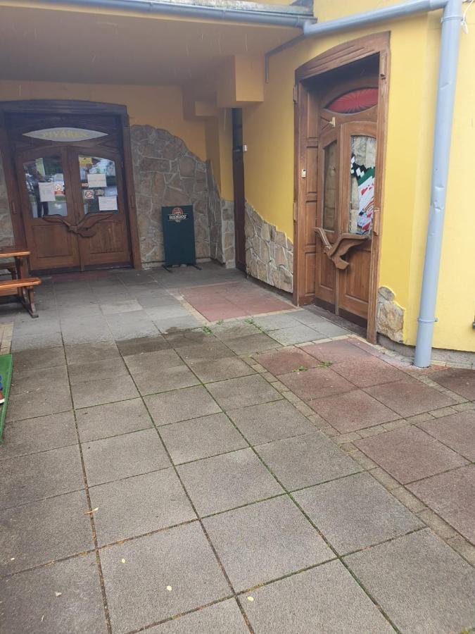 Apartman V Centre Mesta マルティン エクステリア 写真